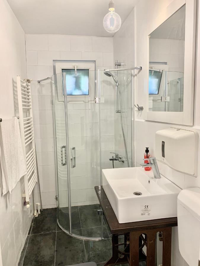 Perfect Place To Stay Self Check In-24H-Netflix-Wifi Resita Zewnętrze zdjęcie