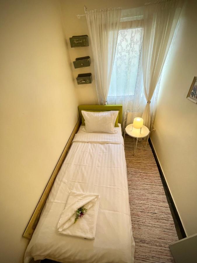 Perfect Place To Stay Self Check In-24H-Netflix-Wifi Resita Zewnętrze zdjęcie