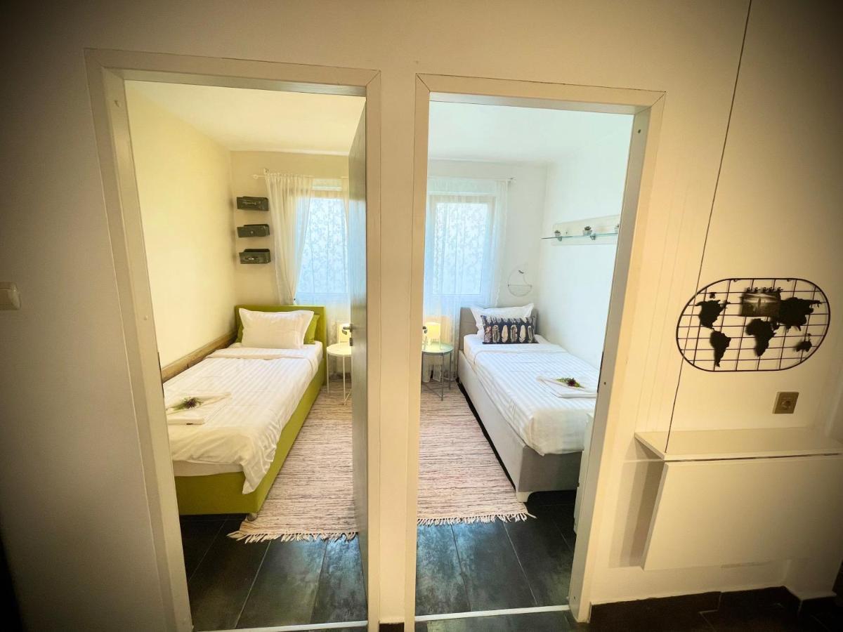 Perfect Place To Stay Self Check In-24H-Netflix-Wifi Resita Zewnętrze zdjęcie