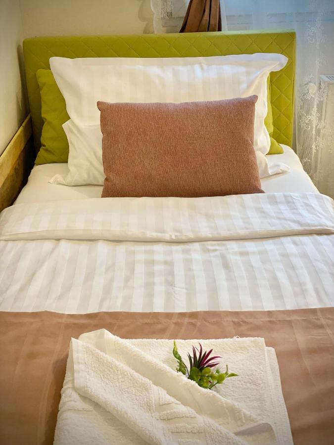 Perfect Place To Stay Self Check In-24H-Netflix-Wifi Resita Zewnętrze zdjęcie